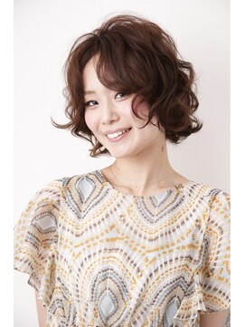 オブ ヘアー 自由が丘 ウエスト(Of HAIR WEST) ふんわりヌケ感のあるマッシュボブ