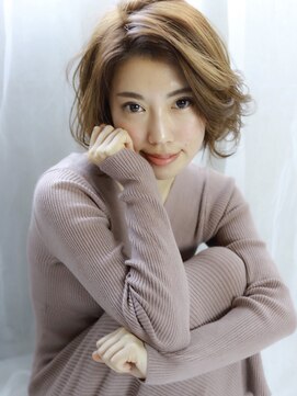 ヘアサロン シロップ(Hair Salon Syrup) [Syrup・山谷慎太郎] 「かきあげ前髪のショートボブ」