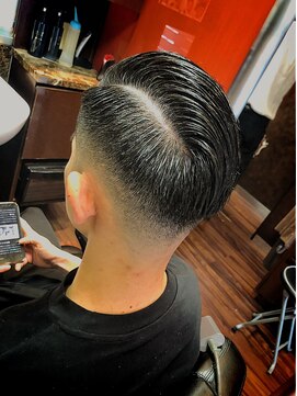 ヒロギンザ 新橋日比谷口店(HIRO GINZA) スキンフェード ハードパートスタイル