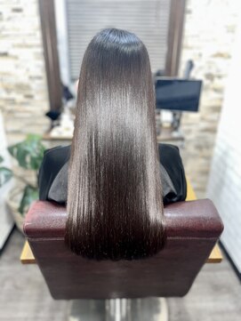 アトリエナガノ(atelier nagano) ニュアンスカラー/センターパート/ツヤ髪スタイル/ブルージュ