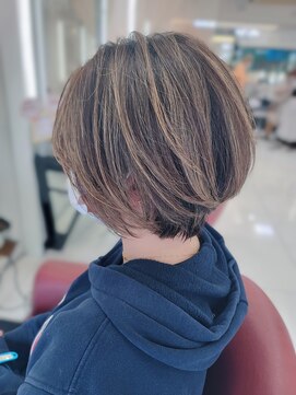 クオリス 赤塚店(QUALIS) ●大人かっこいい小顔ひし形ショートボブ30代40代50代