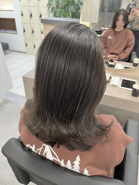 ユーリ(juli) オリーブグレージュ