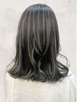 ソフトヘアカッターズ(soft HAIR CUTTERS) 大人かわいいミディアムボブハイライトカラー脱白髪染め