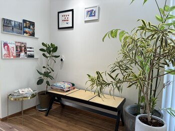 ヘイデイズ(HEY DAYS)の写真/雰囲気の良さが人気の秘訣☆美容院は緊張する方も、アットホームな雰囲気なので心地よい時間を過ごせます！