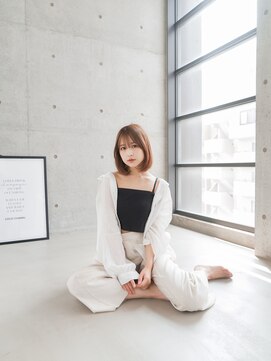 エレノア 藤沢(Eleanor) 【丸みロブ】大人可愛い×柔らかシルエット