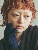 バーノン(VERNON)&nbsp;WETTY WOLFwearingOmar afridi【VERNON】058-262-3611