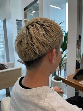 カッツ 駅家店(CUT S) ハイトーン刈り上げマッシュ