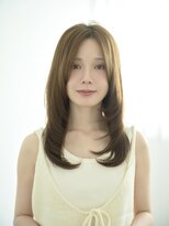 キネン バイ ツリー 宇都宮(kinen by tree)&nbsp;艶ストレートロングくすみベージュのナチュラル美髪