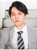 アップバング クセ毛ショート