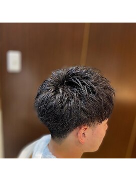 ヘアーモードキクチ 神田日銀通り店 絶壁解消カット