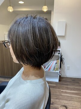 バブー バイ ビューティービースト アカデミー 福岡店(ba-boo) アッシュブラウン×ショート