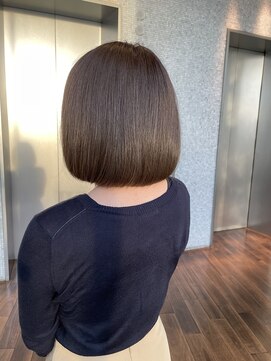 ジーナ 船橋(Zina) グレージュ×ミニボブ