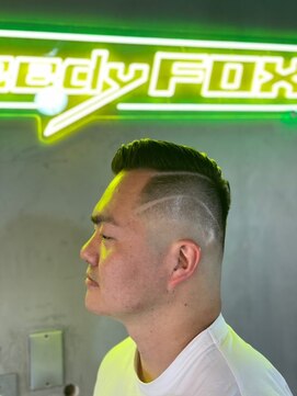 グリーディーフォックス 代々木(Greedy FOX) 韓国マッシュ/センタ-パ-ト/ツイストスパイラル/スキンフェード