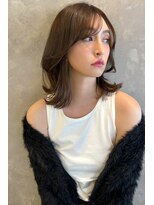 トルネード(TORNADO) くびれレイヤー斜めバングアッシュベージュ