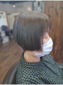 ショートボブ