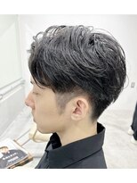 プラグ(Plug)&nbsp;メンズ刈り上げショートセンターパートセットツーブロック