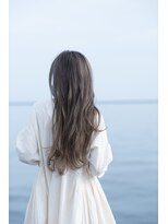 髪と生活 美容室&nbsp;グレー系カラー