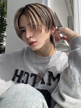 スライバイリアオオサカ(Sly By Ria OSAKA) ウルフカット【梅田】【大阪】