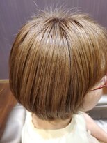 バルビエーレ アーディ(Barbier Adi) 白髪ぼかしハイライト