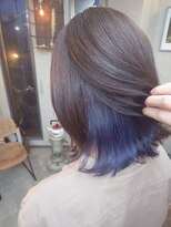 オト(oto) さりげないおしゃれを仕込むインナーカラー/ブルー/ブリーチ