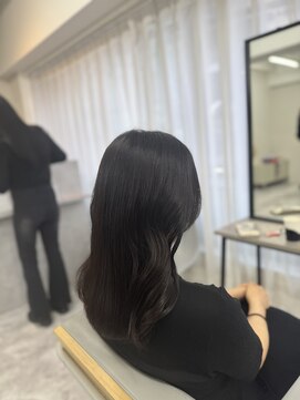 アウラ 近鉄八尾駅前店(Aura) 艶カラー×くびれ巻きスタイル