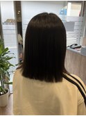 肩ライン切りっぱなしボブ
