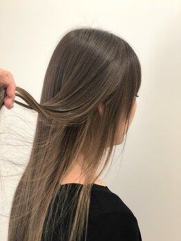 ディンプル(DIMPLE)の写真/髪質やダメージに合わせたトリートメントで、指通りなめらかな艶髪へ♪カラーやパーマとの相性も抜群◎
