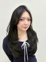 ラクシア(LucxiA)&nbsp;理想の小顔に導くレイヤーカット