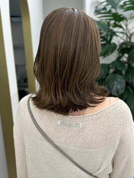 ロウ 町田(ROW) 働く大人女性の為のカット×カラー【ROW町田】