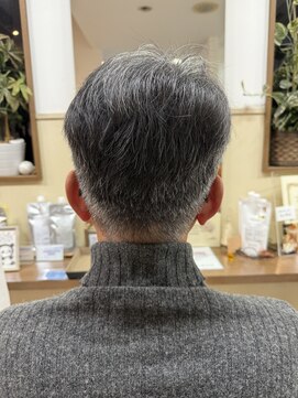 コアフィールフィス(COIFFURE fils) 新規お得クーポンあり【見附　今町】メンズ短めツーブロヘア