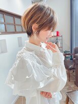 ハルキミナト メゾン(HM MAISON)&nbsp;30代40代50代耳かけショート前髪なしハンサムショートカット