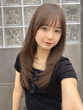 ロンド ジュルード 名古屋(Lond jeloud) 低めのレイヤーでナチュラルヘア