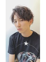 シン(syn)&nbsp;スパイラルパーマ/ツイストスパイラルパーマ/波巻きパーマ