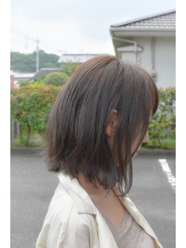 ルーツリー(Rootree) アディクシーカラー×外ハネ