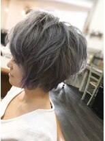 トルチェ(toRtue) 無造作ショート ON シルバーグレー