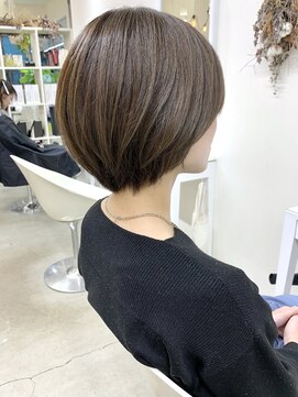 フォーク FOLK 【FOLK】サロンスタイル・ナチュラルショート♪