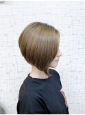 前下がりショートボブ