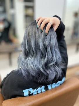 トータルビューティーオアシス(total baeuty OASIS) ブルーシルバー