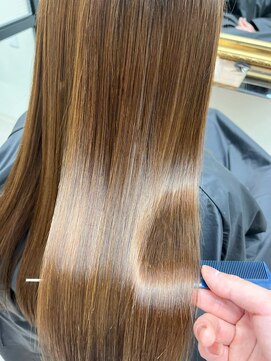 トロン(tronc) 大人可愛い小顔美髪ツヤ髪髪質改善シンプルストレートA4