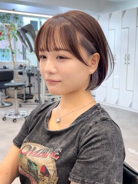 グラフ 日本橋(GRAFF) イヤリングカラーボブインナーカラーぱつっとボブ