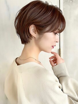 アフロート ルヴア(AFLOAT RUVUA) みねスタイル♪ 似合わせ ショート ボブ 20代 30代 小顔 新宿