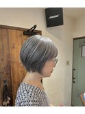 ショートボブ