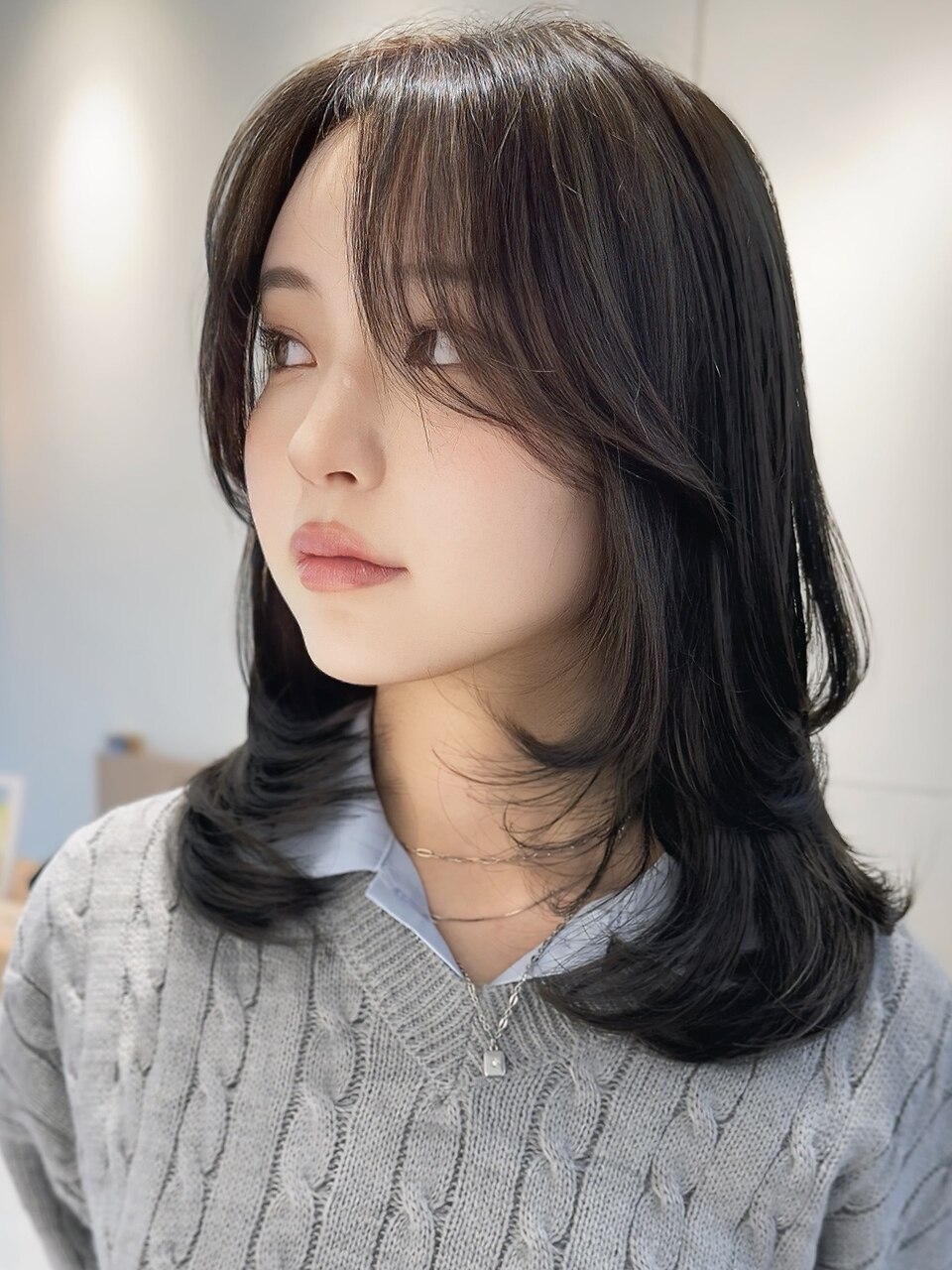 海外ガール風レイヤーカット：L240520768｜ジーナ 難波(Zina)のヘア