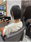 那覇美容室/おもろまち美容室/ぱつっとボブ/縮毛矯正/小顔ボブ