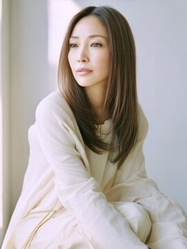 アルトリスト(Altruist Aging×HAIR&SPA) ★ダークアッシュ大人ガーリーボブ着物ミディアムレイヤーカット