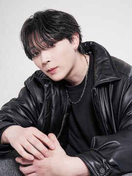 メンズヘアセンス 渋谷(MEN'S HAIR SENSE) フェザーパーマ/センターパート/ニュアンスパーマ/メンズ/眉毛