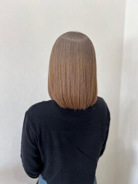 リム(Limb) ホワイトベージュ