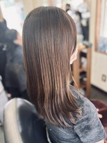 ピックアップ(Pick UP)&nbsp;グレージュカラー　レイヤーカット　ヘアケア　20代30代40代50代