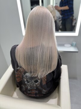 テイス 新宿(TACE) [新宿駅/ココアベージュ/クラゲヘアー/オリーブグレー]