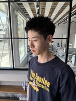 ホワイト(WHITE)&nbsp;刈り上げスパイキー